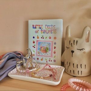 Lauren Conrad Elephant ring holder trinket tray